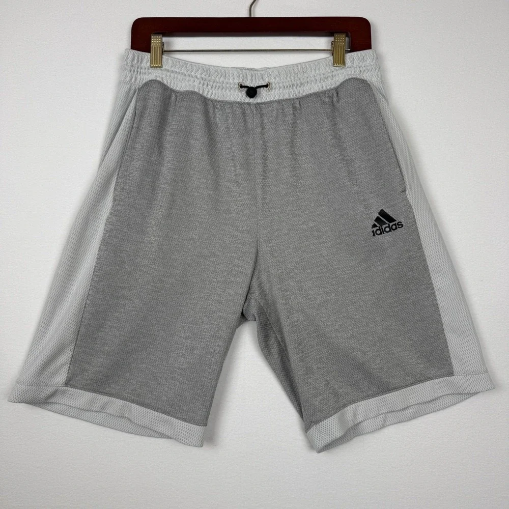 Adidas Athletic Shorts Mens Large Mesh Panel Performance Grey White Gym Workout